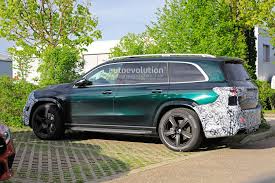 Maybe you would like to learn more about one of these? 2020 Mercedes Amg Gls 63 Shows Awesome Emerald Green Paint Autoevolution