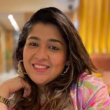 Sanaa Malik Faraz Malik (@wondermomdubai) • Threads, Say more