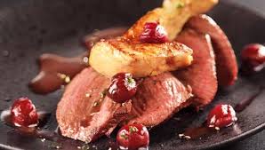 Recette Pave De Kangourou Au Foie Gras Poele Et Griottes Facile Pour 4 Personnes Recette Recette Foie Gras Poele Recette Viande