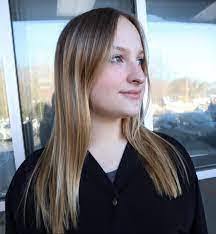 Elise Thacker's Instagram, Twitter & Facebook