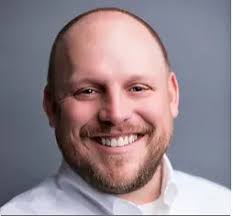 Dr. E R. Nightingale, MD