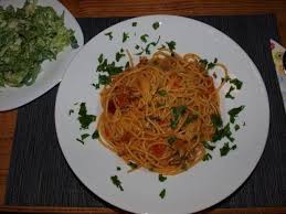 Spaghetti Mit Muschelsauce Spaghetti Vongole Al Pomodoro Rezept Rezept Rezepte Lebensmittel Essen Spaghetti