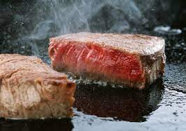 Why Red Meat Turns Brown When Cooked