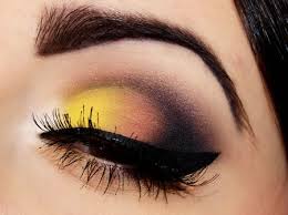 Black And Yellow Eyeshadow Looks Yellow And Black Eyeshadow Black Eyeshadow Yellow Makeup Eye Makeup