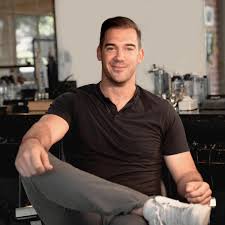 Billy summers by stephen king. Movember Story Ny Times Bestselling Author Lewis Howes Talks A Challenging Moment In His Life And How He Overcame It Through Opening Up