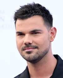 Showbiz Analysis with Jerry Mathers