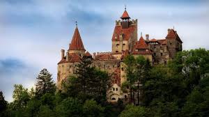 Te invitam să experimentezi istoria, mitul, intriga şi magia acestui loc minunat din transilvania, castelul bran.cunoscut si sub numele de castelul lui dracula. Castelul Bran S A Redeschis Pentru Vizitatori DupÄƒ AcelaÈ™i Program