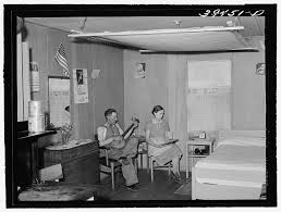 Farm Worker And His Wife In Their Cottage At The Fsa Farm Security Administration Labor Camp Caldwell Idaho Quilting Frames Picture Quilts Vintage Quilts