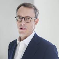 Crossroads & Choices: Navigating Next Generation Roles in Family Enterprise 