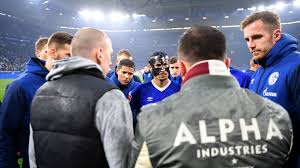 Maillots domicile actualités pour la saison en cours, voir: Schalke Ultras Nehmen Kapitan Benjamin Stambouli Die Kapitansbinde Ab Goal Com