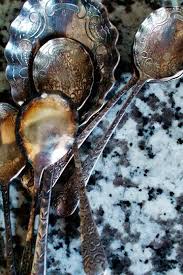 How To Clean Silver With Baking Soda Aluminum Foil Liz Mester How To Clean Silver How To Clean Silverware Tarnished Silverware
