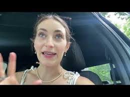 Sophia Fox's Instagram, Twitter & Facebook