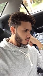 Top 5 Undercut Hairstyles For Men In 2020 Erstaunliche Frisuren Manner Frisuren Haarschnitt Manner