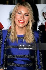 Sally Singleton's Instagram, Twitter & Facebook