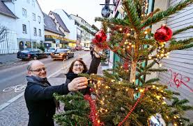 In der woche vor weihnachten sind wir mo bis mi von 9 uhr bis 12 uhr erreichbar. Sindelfingen Herrenberg Weihnachtsbaume Und Adventsgrusse Landkreis Boblingen Stuttgarter Zeitung