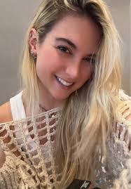 Mariana Fernandez's Instagram, Twitter & Facebook