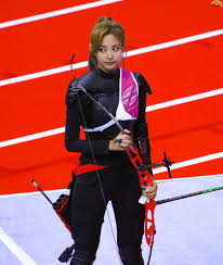 @twicetagram maknae and visual 💖 chou tzuyu • 周子瑜 • 쯔위 * she is my lifeu 💓 * #twice #once…. Tzuyu Archery Wallpapers Wallpaper Cave