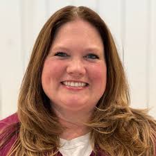 CSRs at Family Pet Health are like air traffic controllers ensuring that  patient/client arrivals and departures proceed smoothly all while answering  phones and transferring communications to the relevant parties. It can  appear