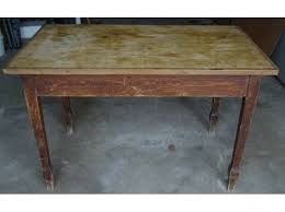 Ancienne Table Bois De Cuisine A Saint Hilaire Cusson La Valmitte Cuisine Bois Table Bois Table Cuisine