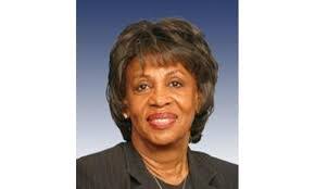 Maxine Asher's Instagram, Twitter & Facebook