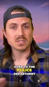 Samantha Herald's Instagram, Twitter & Facebook