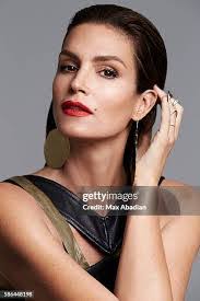 Elle Baker's Instagram, Twitter & Facebook