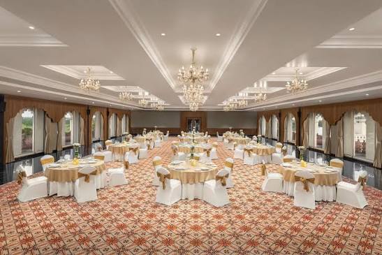 Celebrate grand moments at Uday Palace Navsari, with over 100,000 sq. ft.  of lush lawns perfect for weddings, events, and celebrations of all kinds!  #UdayPalaceNavsari #AMemberOfRadissonIndividuals #NILEHospitality  #ManagedByNILEHospitality #Navsari ...