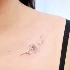 Tiny Minimalist Tattoo Minimalisttattoos Daisy Tattoo Small Daisy Tattoo Daisy Tattoo Designs