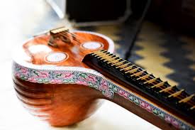 Hindi film industry incorporates indian classical music in their sound tracks. Musical Instruments From The Indian Subcontinent National Council Of Science Museums Google Arts Culture
