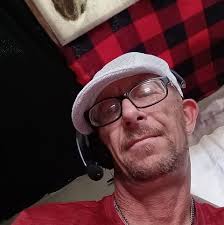 Boys, I think we got the next race prize right here!