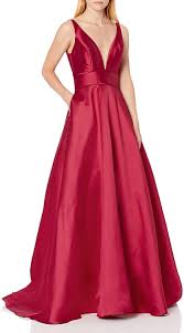 Dazzle the night away in this stunning shimmering ballgown. Amazon Com Mac Duggal Women S V Neck Ballgown Clothing