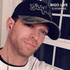 Shawnon Hellums's Instagram, Twitter & Facebook