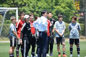 なでしこ合宿 森保監督が激励 楽しむこと忘れないで 毎日新聞