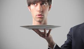 Oamenii de stiinta de la o universitate din china au reusit sa conecteze vasele de sange dintre capul si noul corp al maimutei, dar nu si nervii din coloana vertebrala. Transplantul De Cap Utopie Sau OperaÅ£ie RealizabilÄƒ