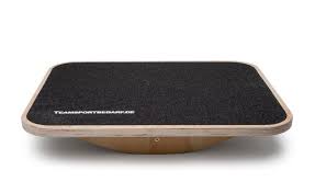 balance board wackelbrett aus holz 48x37 cm teamsportbedarf de in 2021 fussball wippe holz