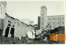 I campi dell'est sono stati chiusi di fronte all'avanzata sovietica e il personale viene portato a trieste considerata città fondamentale dopo la. Gedenkstattenportal Zu Orten Der Erinnerung In Europa