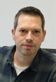 Service relations publiques