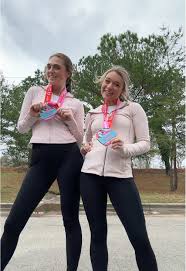 Come run 7 miles with us to finish our #RunDisneyVirtual challenge!  #14Miles #LoveOnTheRun @lilyyy 🩷🩷🩷🏃‍♀️🏃‍♀️