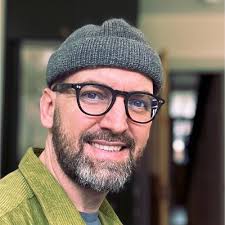 Hello business and professional contacts. Myself and the Andre Hull 3000  are available for freelance from next Monday (23rd). Any shares much  appreciated. www.andreandclark.com