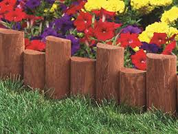 Soil stays warmer in the early spring and fall, and cooler in the summer. 7 Best Lawn Edging Of 2021 Reviews Buyer S Guide