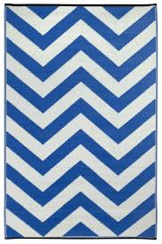 Teppich im wendedesign beidseitig verwendbar. Outdoor Teppich Laguna Zickzack Blau Weiss