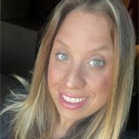 Amanda Hosea's Instagram, Twitter & Facebook