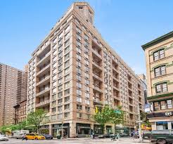 Check out our monthly parking locations & rates, discounted parking deals, and more. Best Places To Live In Nyc With A Car With Cheap Rents Streeteasy