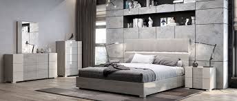 Sleep in sophistication with this saveria 5 piece bedroom set. Fiorella Modern Bedroom Set Made In Italy By Fabelli
