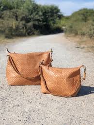 Italian leather tote womens shoulder bag handbag for women handmade genuine new. Shoulder Bag Gemma Camel Braided Firmawold Wholesale Uashmama