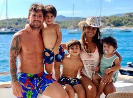 Lionel messi's father and agent, jorge, has blasted former club barcelona at the city's international messi's father jorge confirms heartbroken icon will sign for psg today as he arrives for flight (video). Lionel Messi Family Wife And Children Sabguru News English