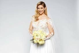 Once married the couples will live together, legally bound, for five weeks before deciding if they want to stay married or get a divorce. Married At First Sight 2018 Meet The Cast Tv Tonight