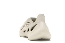 The blame shifted squarely on to adidas' new confirmed app. Adidas Yeezy Foam Rnnr Ararat G55486