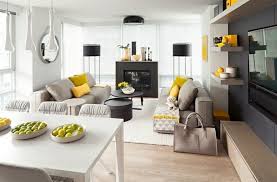 Cette maison d'architecte à lerderderg est un bel exemple d'ameublement en noir et blanc et de décoration assortie à touches jaunes comme accents taquins. Un Salon En Gris Et Blanc C Est Chic Voila 82 Photos Qui En Temoignent