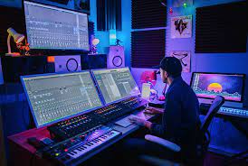 Timothy linetsky is a dj, producer, and music educator that has been making music for over 15 years. How To Become A Music Producer In Uganda